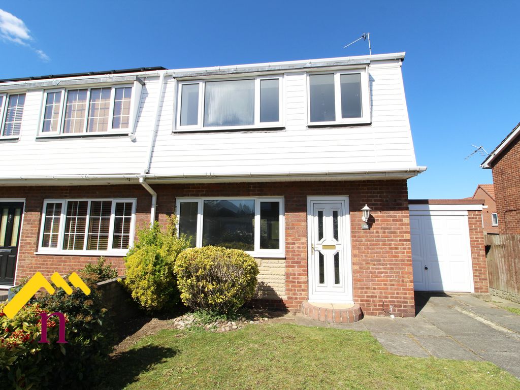 3 bed semidetached house for sale in Farringdon Drive, Rossington