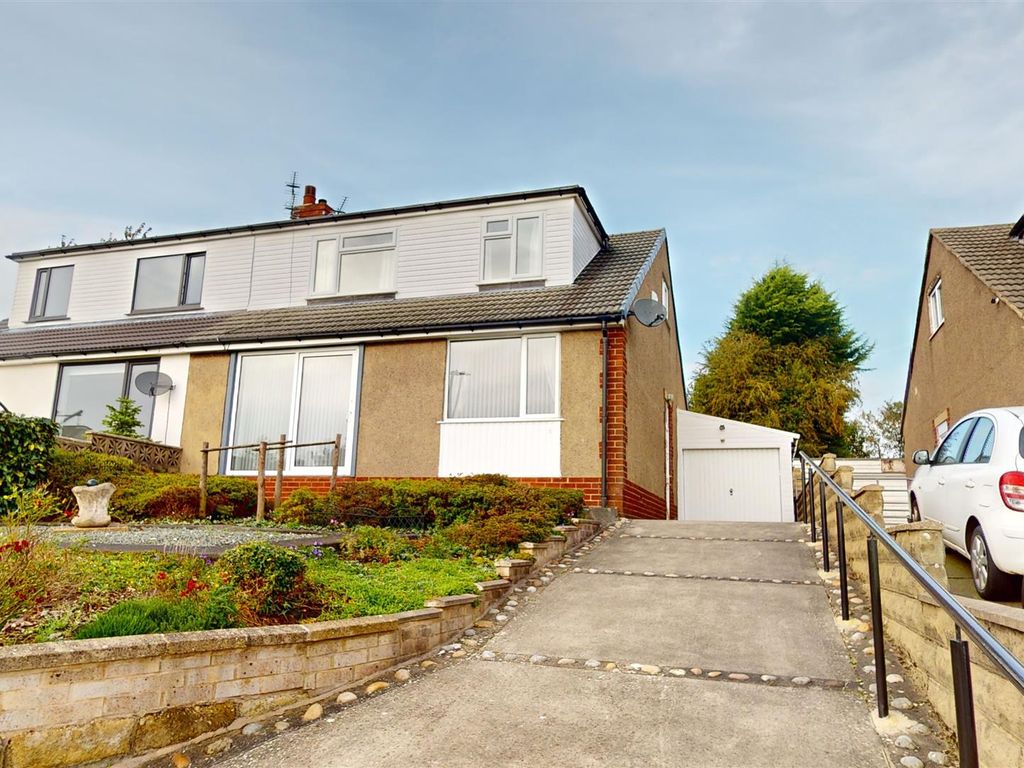 3 bed semidetached bungalow for sale in Hedge Top Lane, Northowram