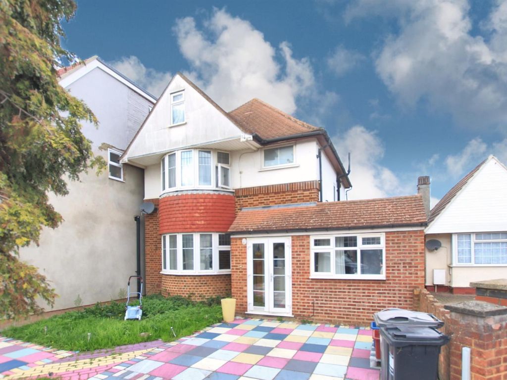 Roseheath Road, Hounslow TW4  