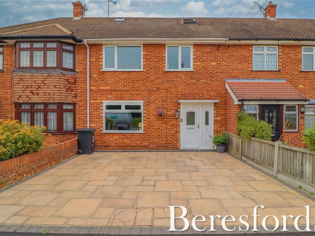 4 bed terraced house for sale in Plover Gardens, Upminster RM14, £