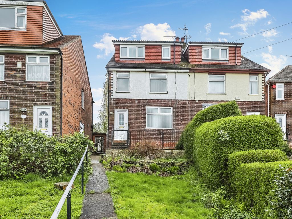 4 bed semidetached house for sale in Laceyfields Road, Heanor DE75