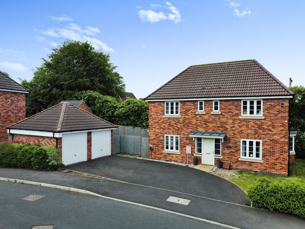 4 bed detached house for sale in Woodgate Drive, Derby, Derbyshire DE73