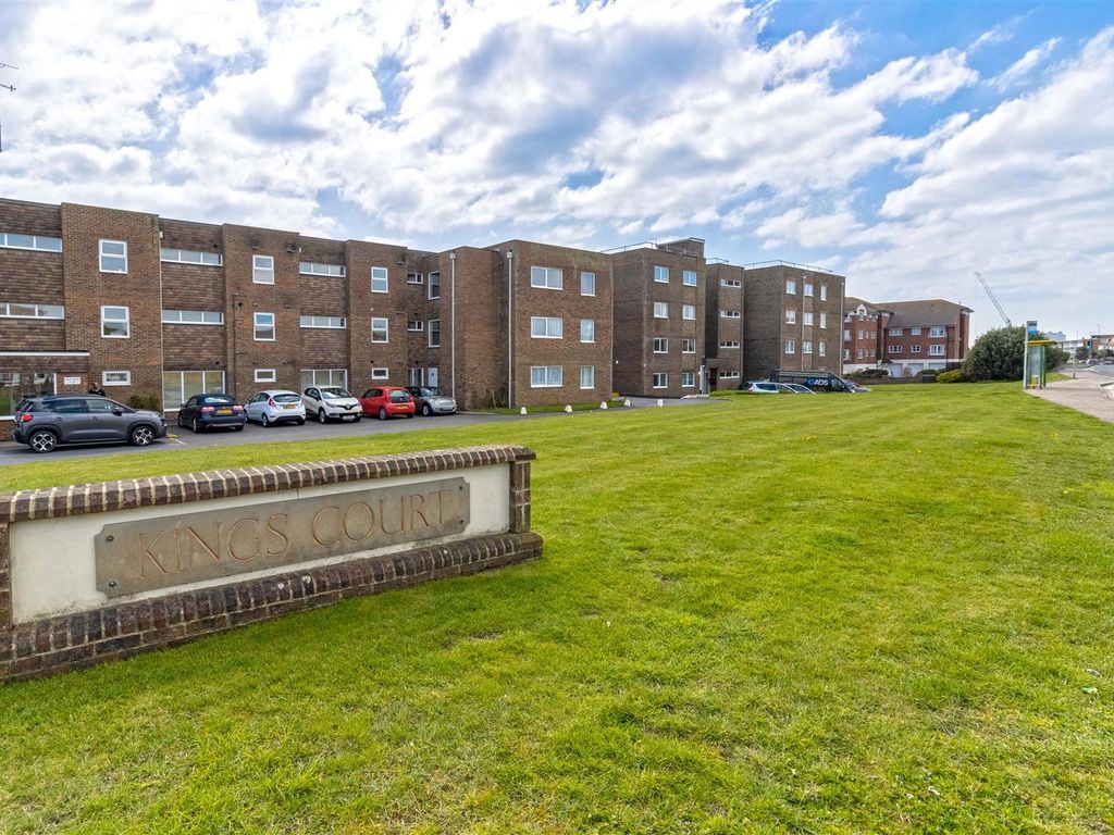 2 bed flat for sale in Brighton Road, Lancing BN15 Zoopla