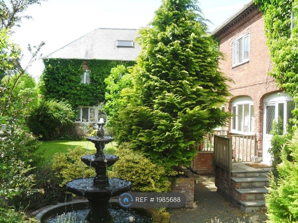 1 bed flat to rent in Coach House Mews, Llanrhydd, Ruthin LL15, £510