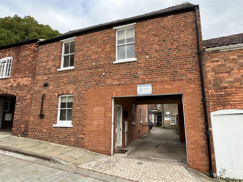 5 bed terraced house for sale in Danesgate, Lincoln LN2 Zoopla