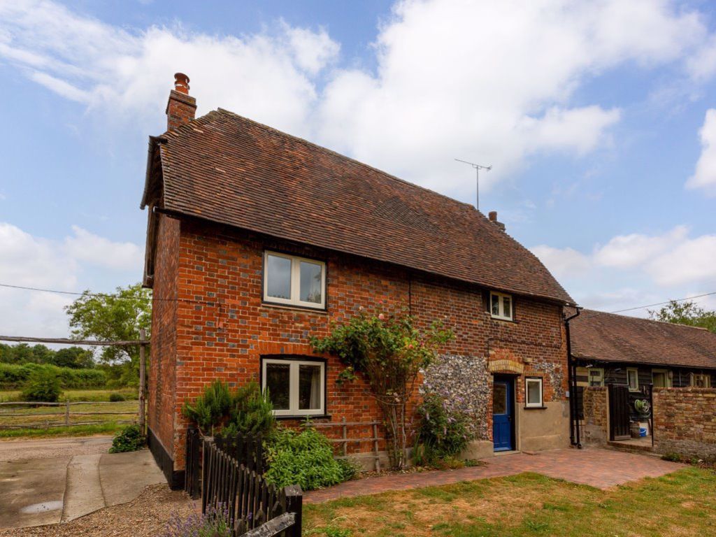 2 bed detached house to rent in Redmans Lane, Shoreham, Sevenoaks TN14