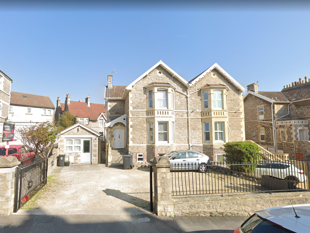 7 bed semidetached house for sale in Longton Grove Road, WestonSuper