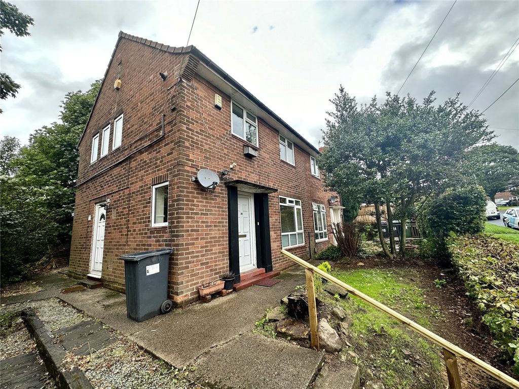 2 bed semidetached house to rent in Bedford Drive, Leeds, West