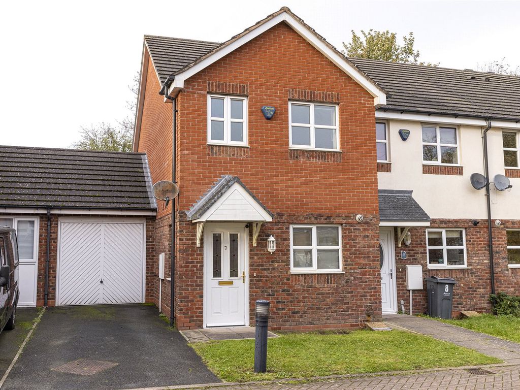 3 bed end terrace house for sale in Astle Drive, Oldbury, West Midlands