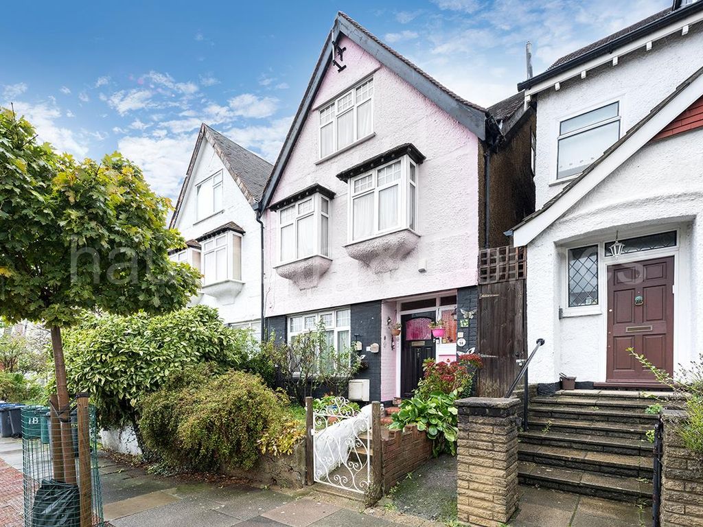 Sandringham Road, London NW11  