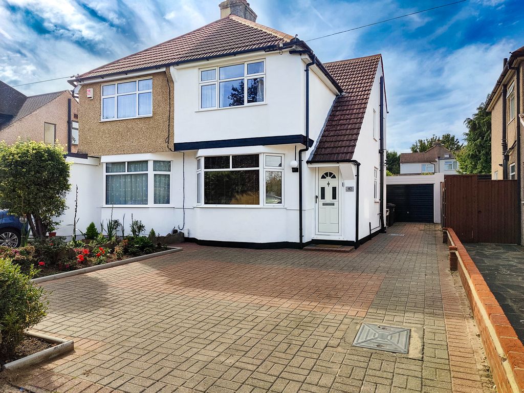 May Avenue, Orpington BR5  