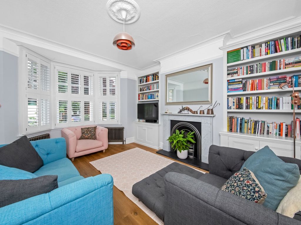 4 bed property for sale in Herne Hill Road, Herne Hill, London SE24