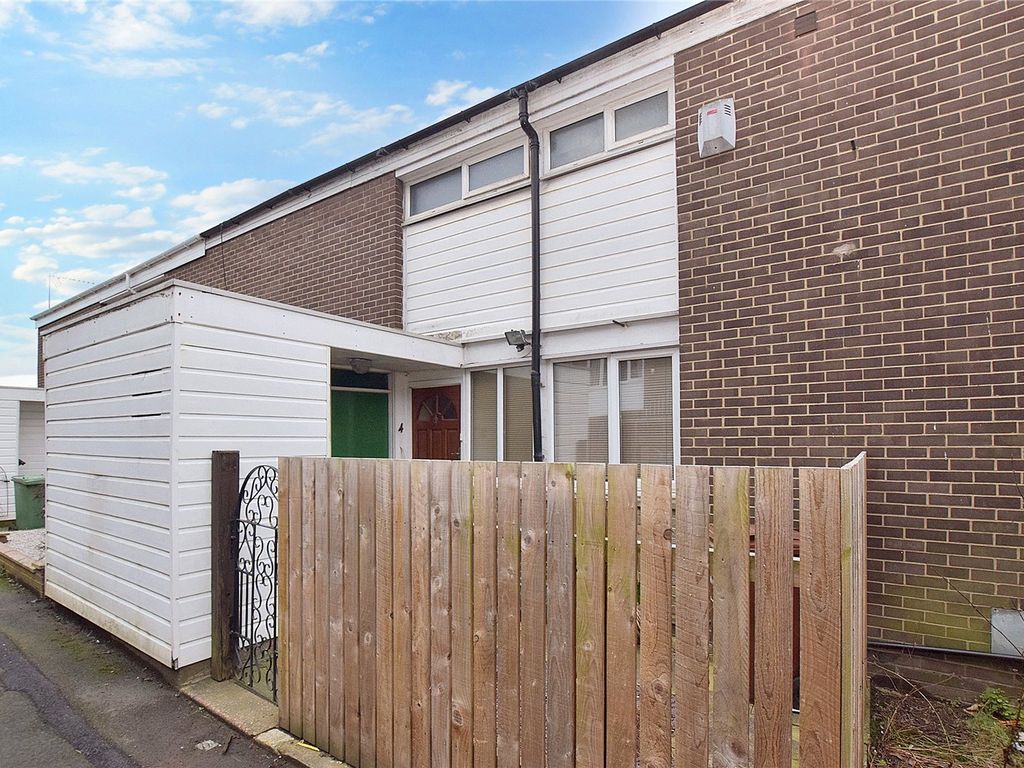 3 bed terraced house for sale in Fawcett Close, Leeds, West Yorkshire