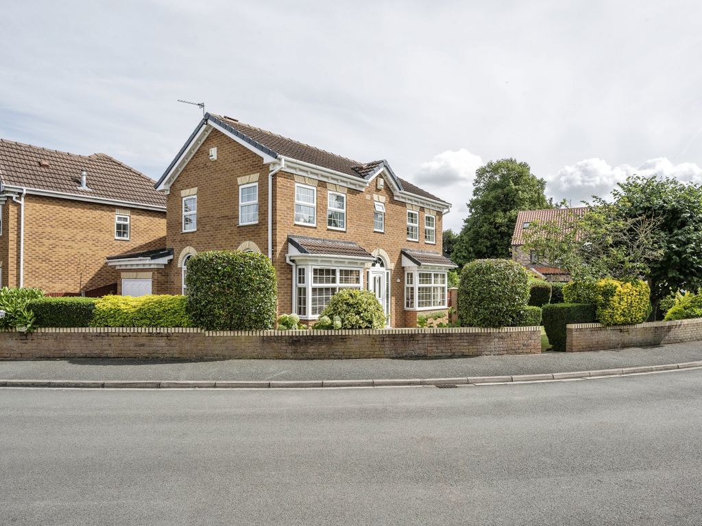 4 bed detached house for sale in Blenheim Drive, Finningley, Doncaster