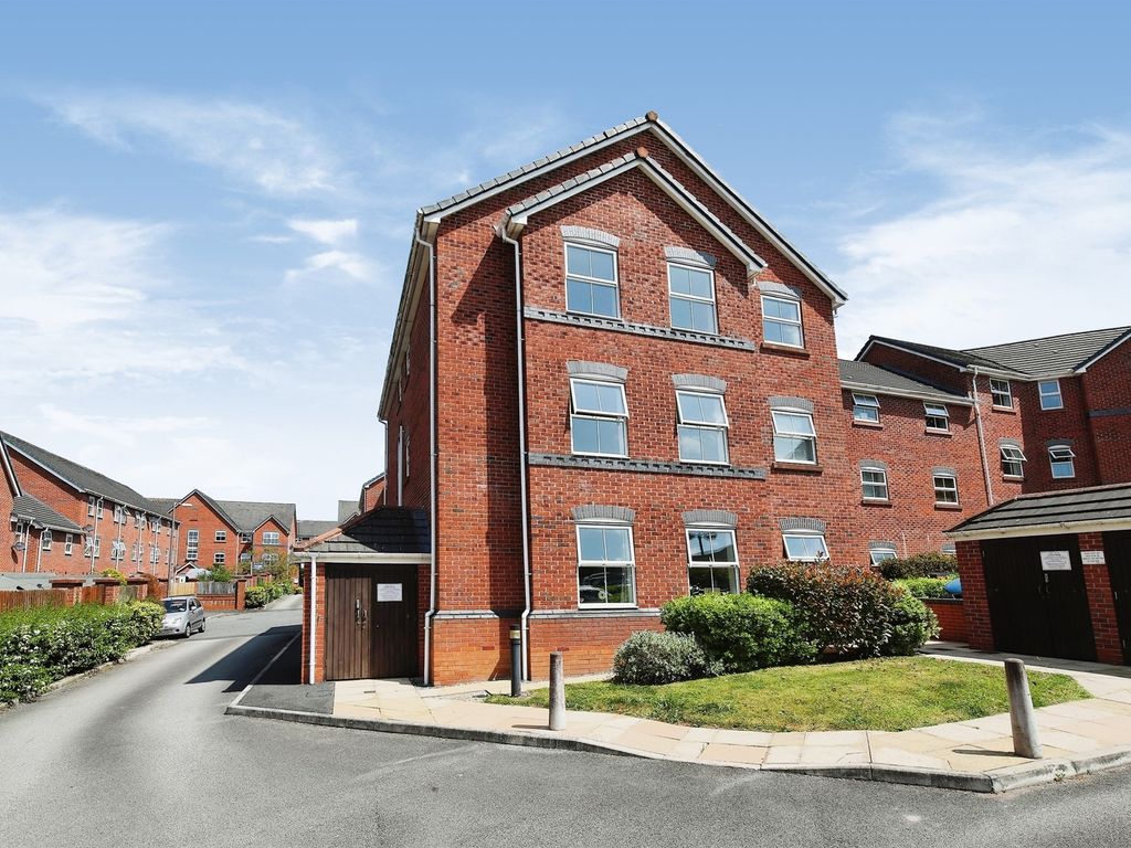 2 bed flat for sale in Wrenbury Drive, Northwich CW9 Zoopla