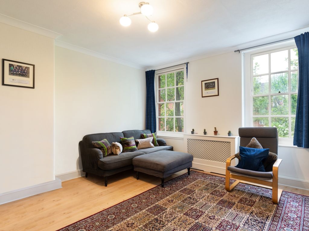 1 bed flat for sale in Gainsborough House, Erasmus Street, London SW1P