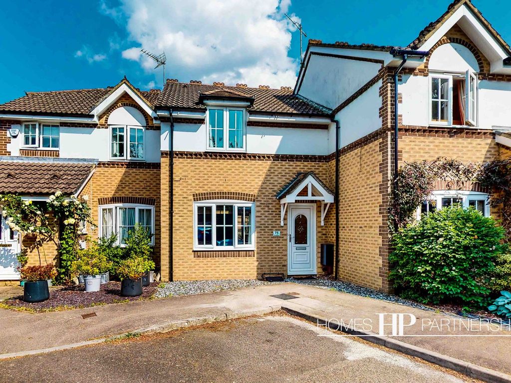 3 bed terraced house for sale in Goddard Close, Maidenbower RH10 Zoopla