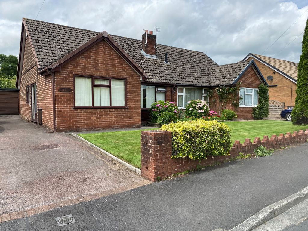 4 bed semidetached house for sale in Ribblesdale Drive, Grimsargh PR2