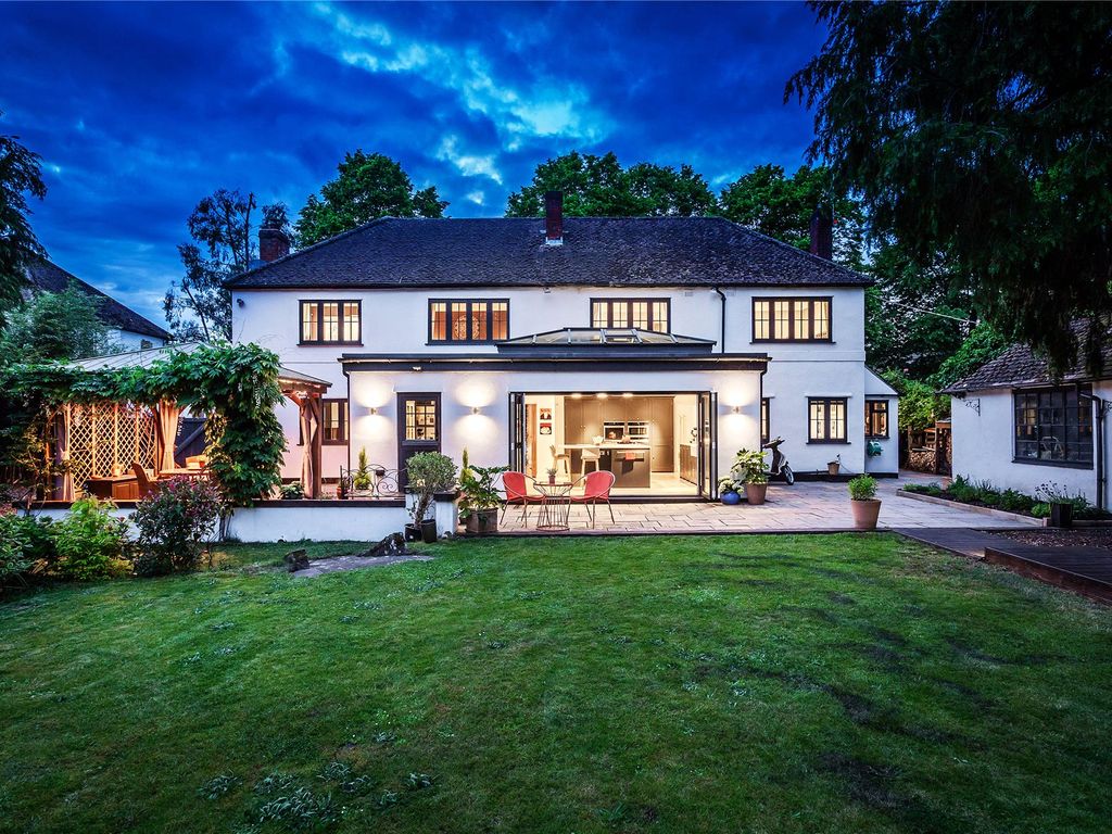 4 bed detached house for sale in Chobham, Surrey GU24, £1,600,000 Zoopla