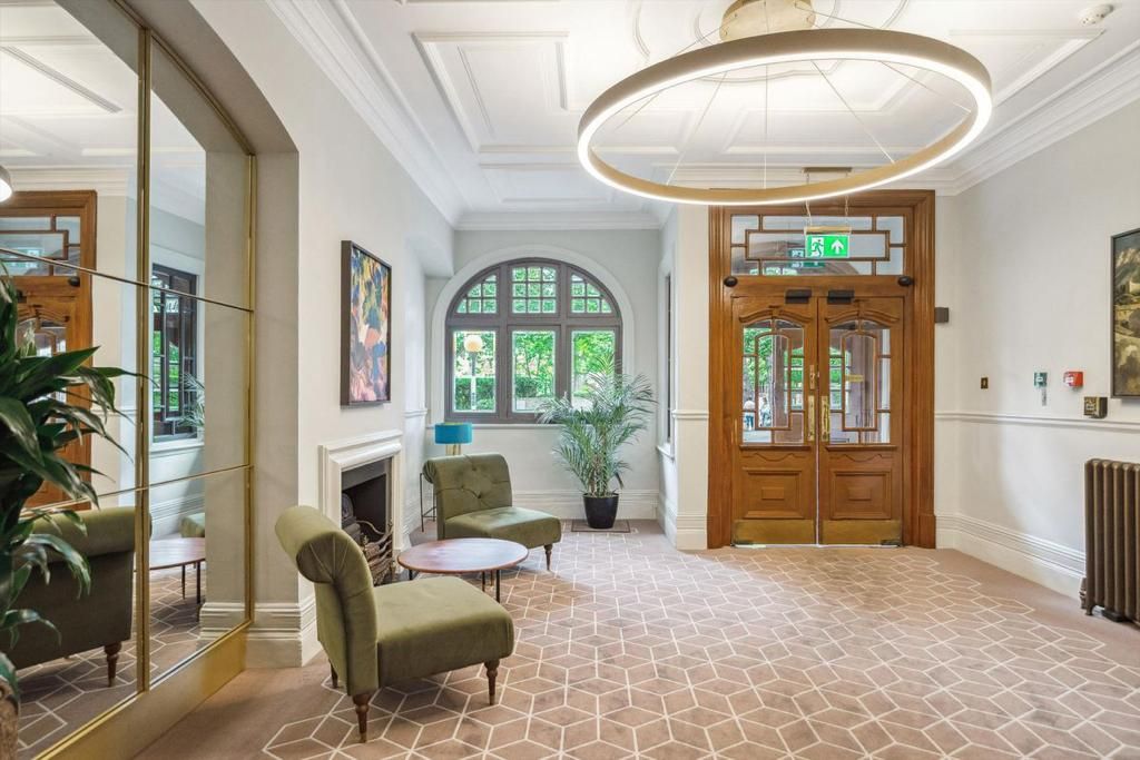2 bed flat for sale in Campden Hill Road, London W8, £1,250,000 Zoopla