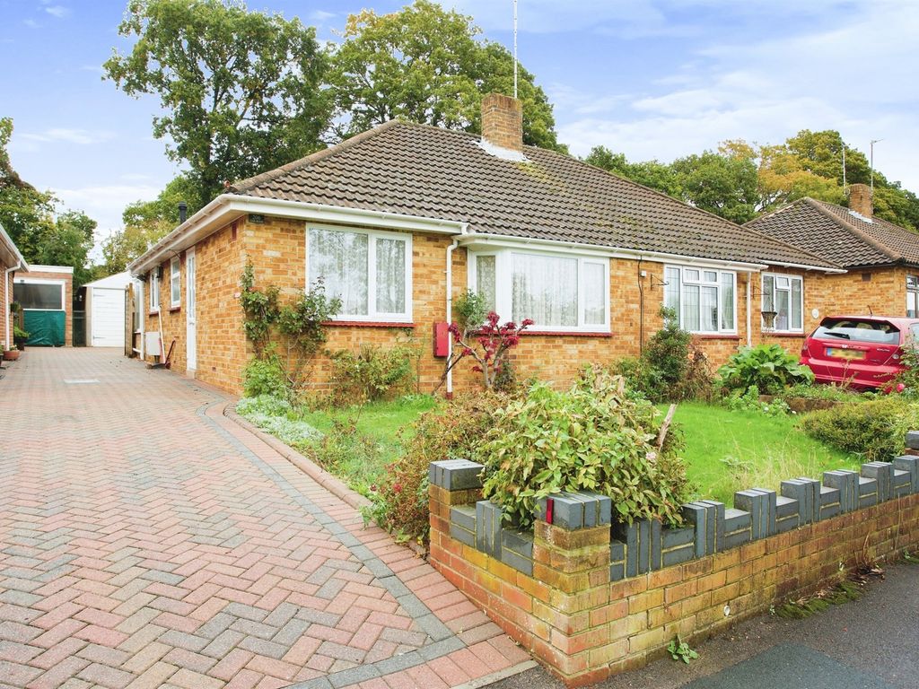2 bed semidetached bungalow for sale in Oak Road, Fareham PO15 Zoopla