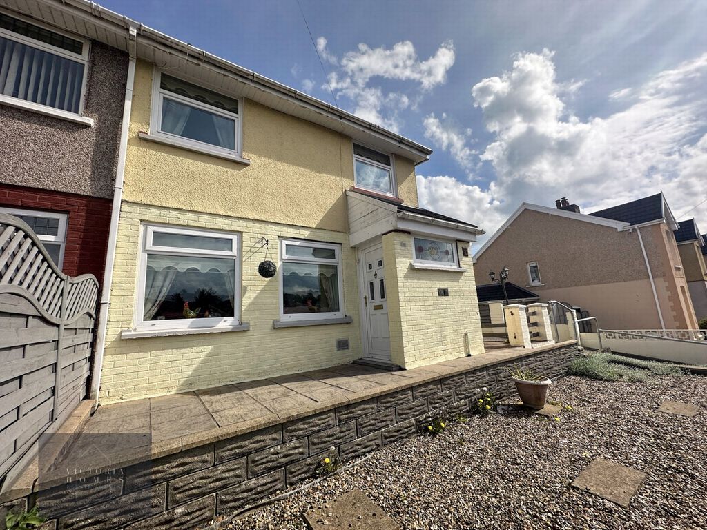 3 bed semidetached house for sale in Mill Road, Pontllanfraith NP12