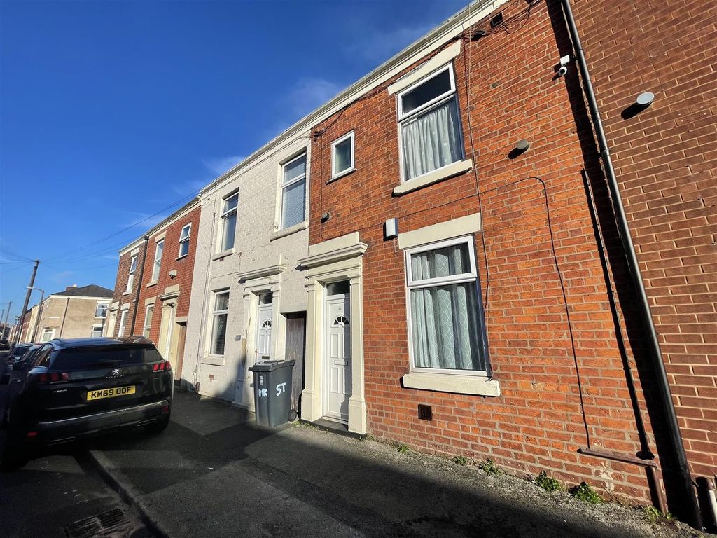 2 bed terraced house for sale in Inkerman Street, AshtonOnRibble