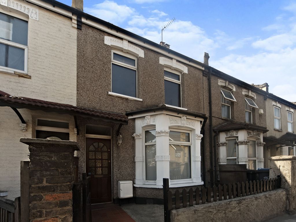 3 bed terraced house for sale in Mitcham Road, Croydon CR0 Zoopla