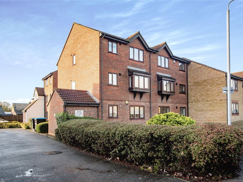 2 bed flat for sale in Elmdon Road, South Ockendon RM15 Zoopla