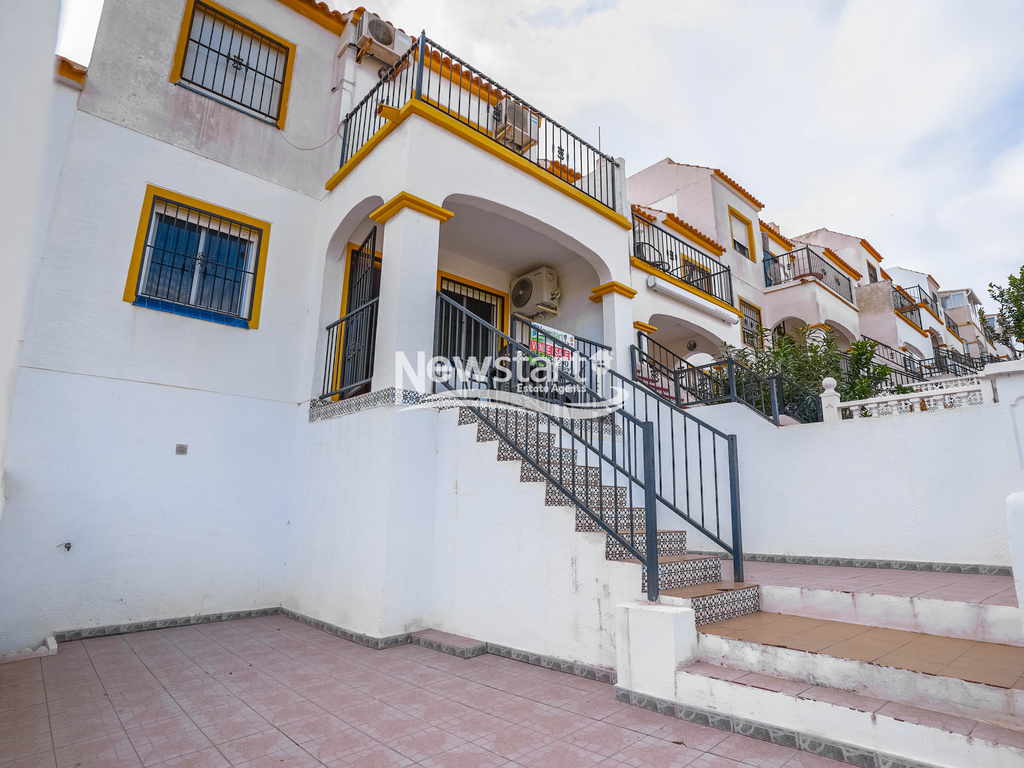 3 bed apartment for sale in Alicante, La Marina, Urb La Marina, £75,288