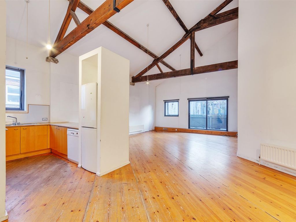 4 bed town house to rent in Burghley Road, London NW5, £3,500 pcm Zoopla