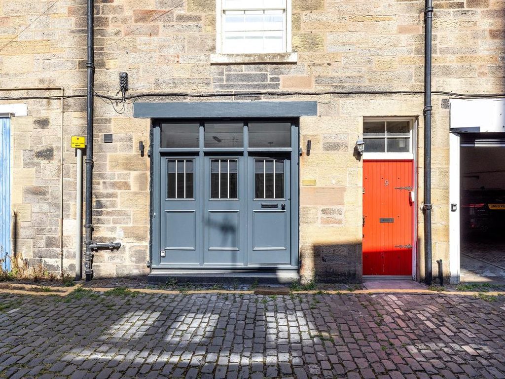 9B Canning Street Lane West End Edinburgh EH3  