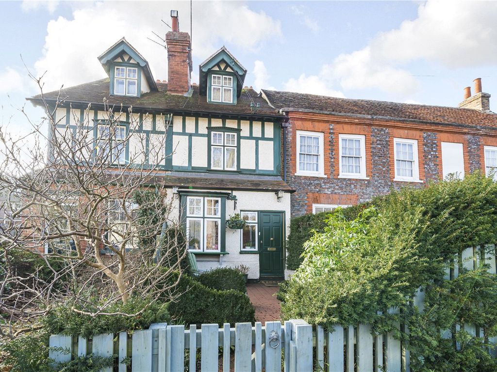 4 bed terraced house for sale in Northfield End, HenleyOnThames