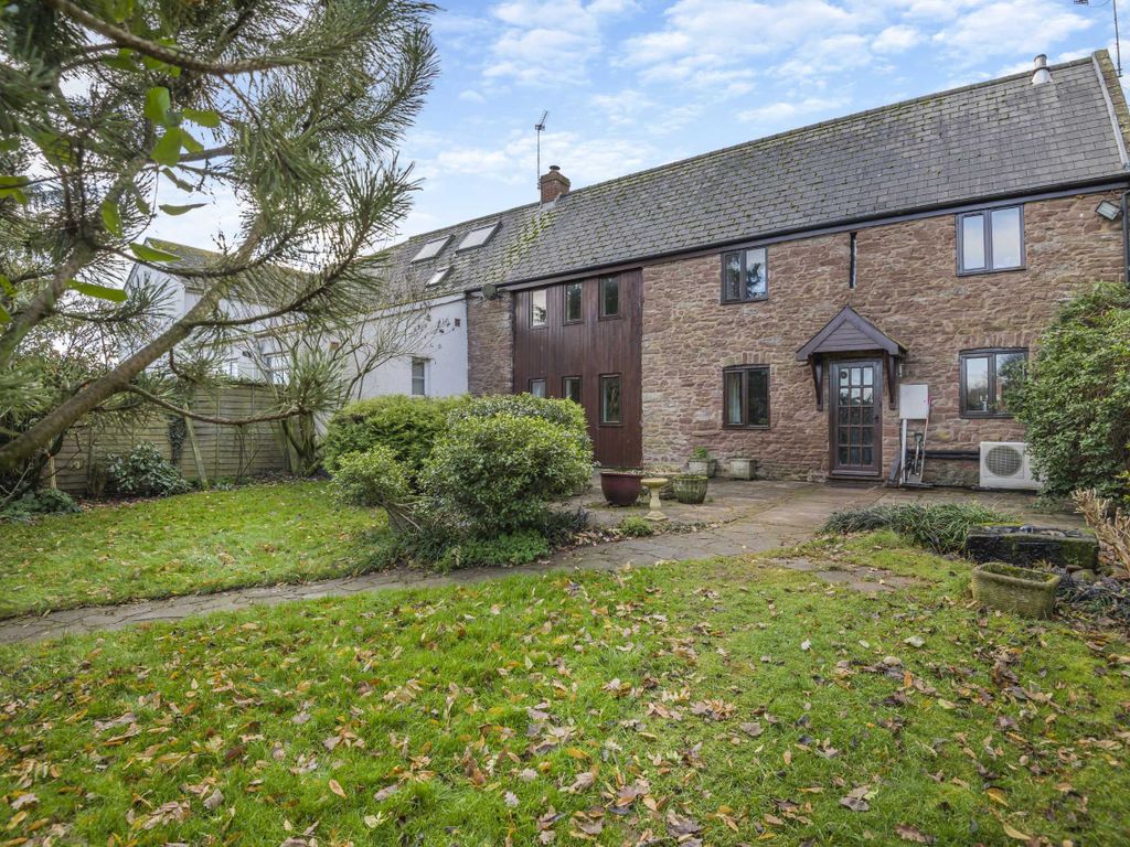 3 bed semidetached house for sale in Fernbank Road, RossOnWye