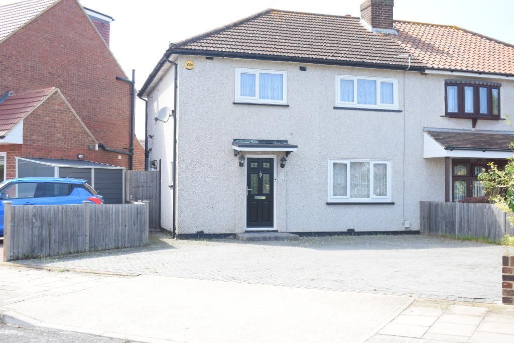 3 bed semidetached house for sale in Easedale Drive, Elm Park, Essex