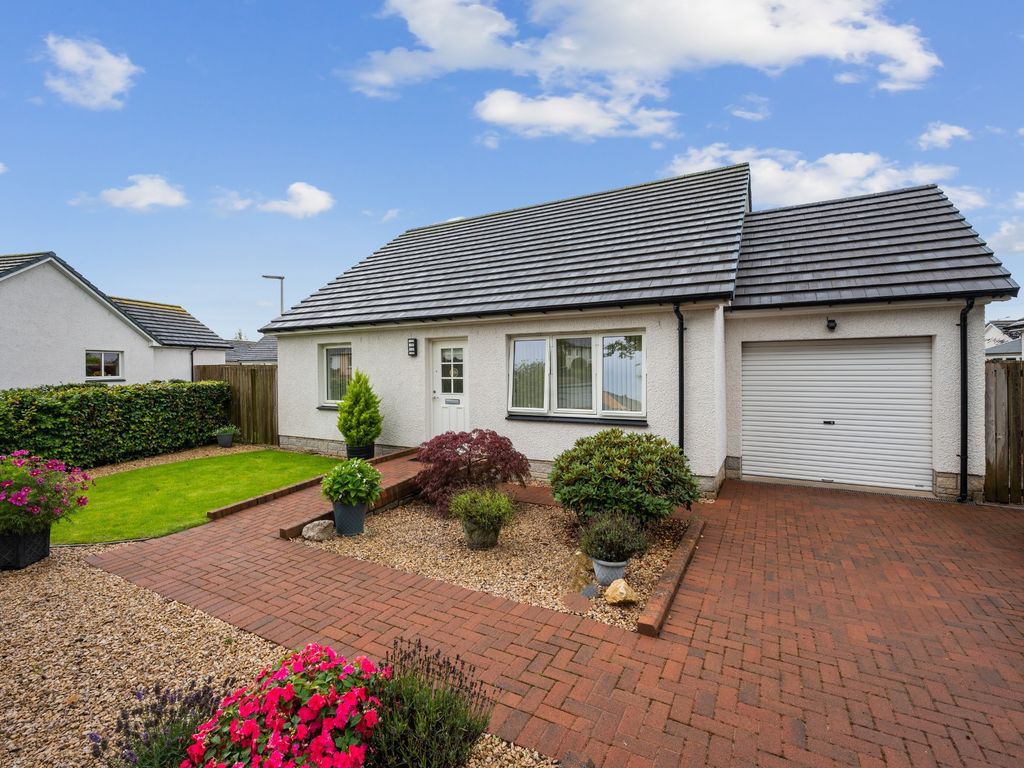 3 bed detached bungalow for sale in Guildtown, Guildtown, Perthshire