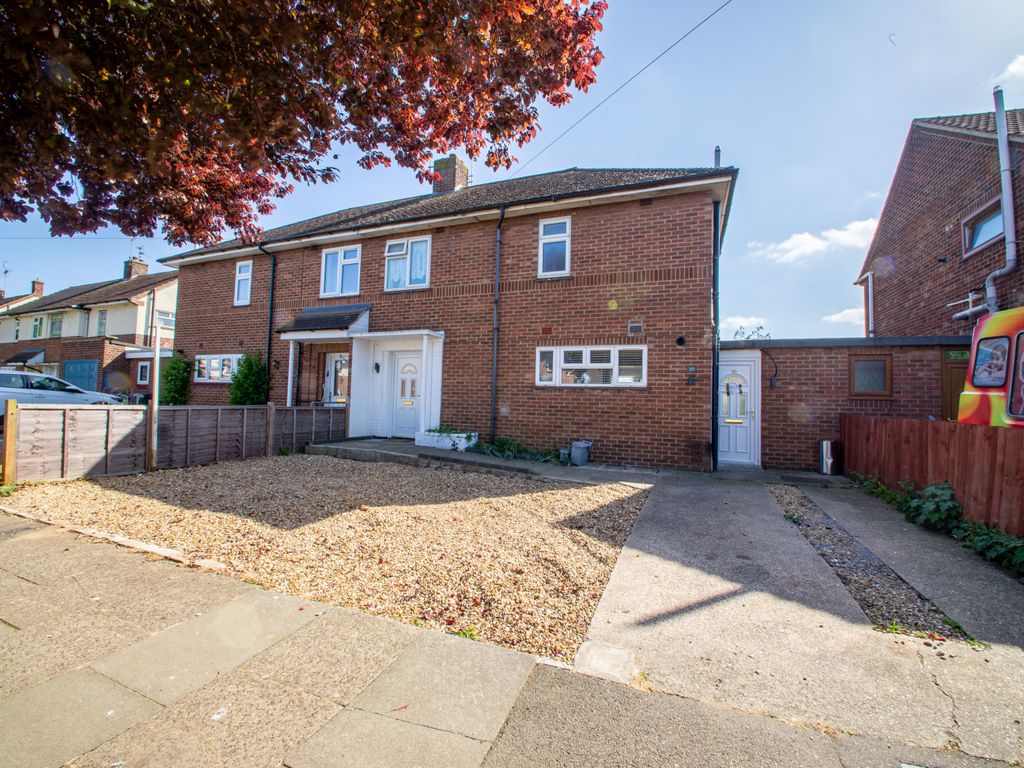 3 bed semidetached house for sale in Sycamore Avenue, Dogsthorpe, Peterborough PE1 Zoopla