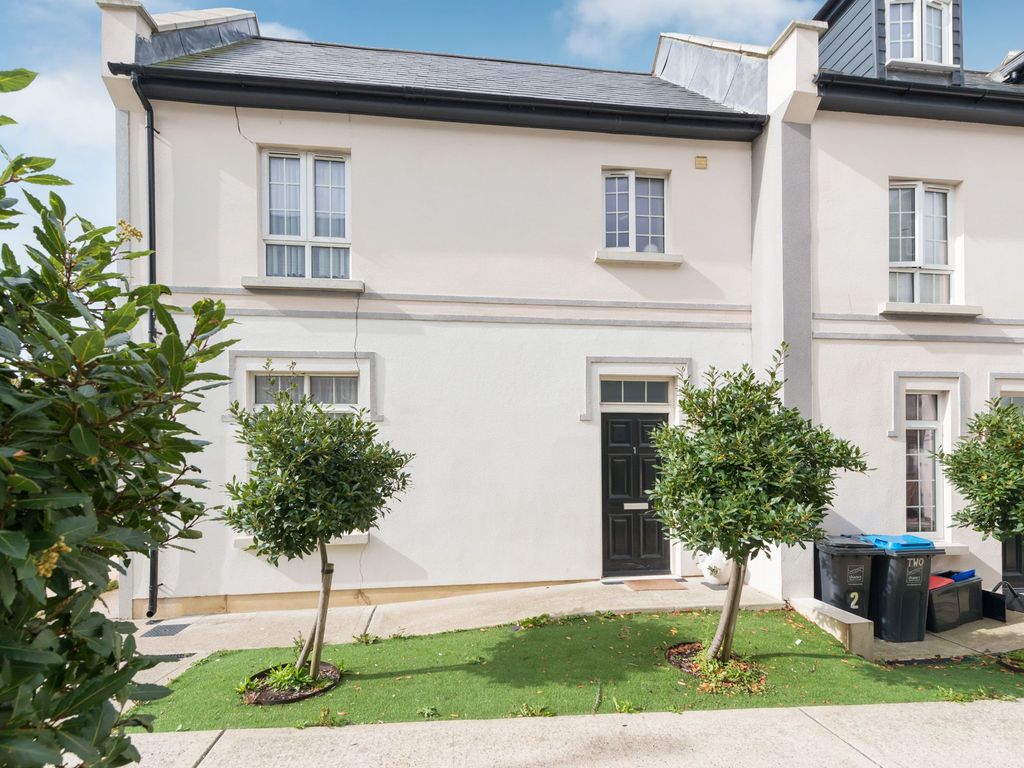 2 bed end terrace house for sale in West Cliff Road, Ramsgate CT11, £