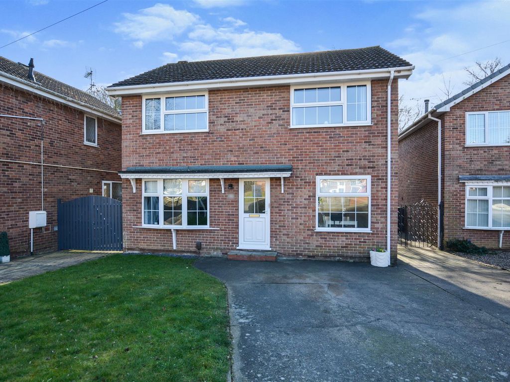 4 bed detached house for sale in Malling Walk, Bottesford, Scunthorpe