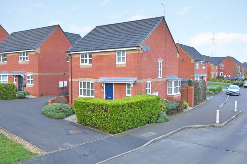 4 bed detached house for sale in Sandiacre Avenue, Brindley Village