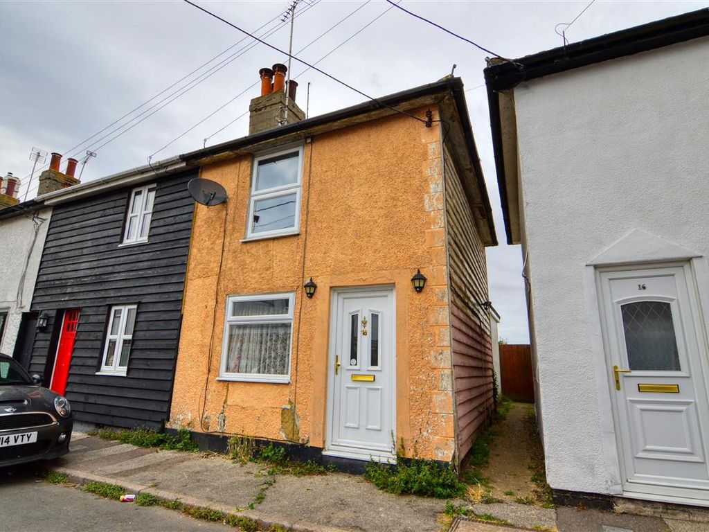 2 bed end terrace house for sale in Francis Street, Brightlingsea