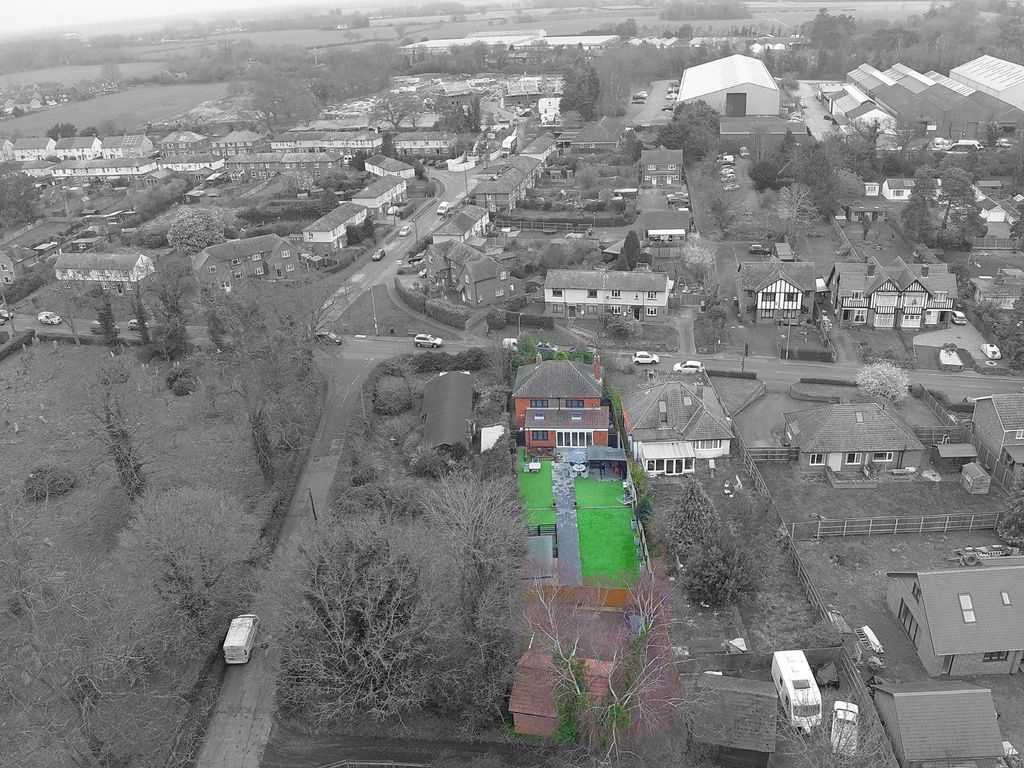 4 bed detached house for sale in Waterloo Avenue, Leiston IP16, £