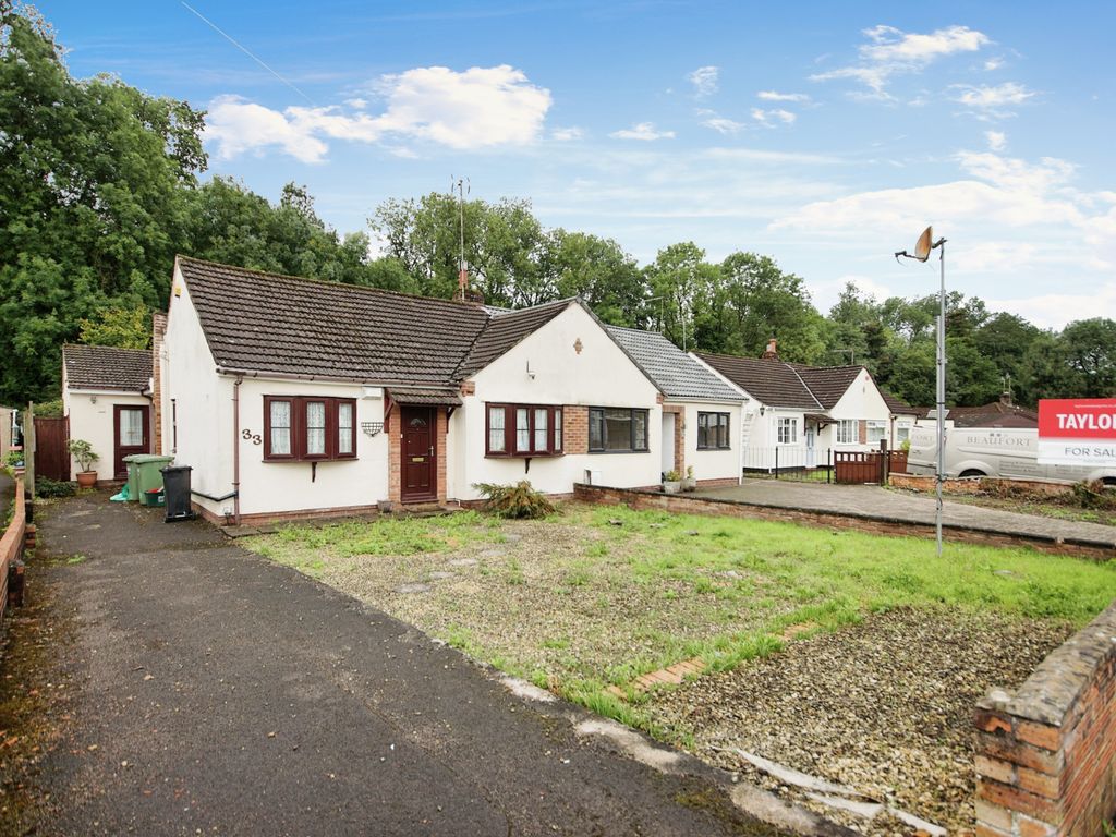 3 bed bungalow for sale in Rathbone Close, Coalpit Heath, Bristol