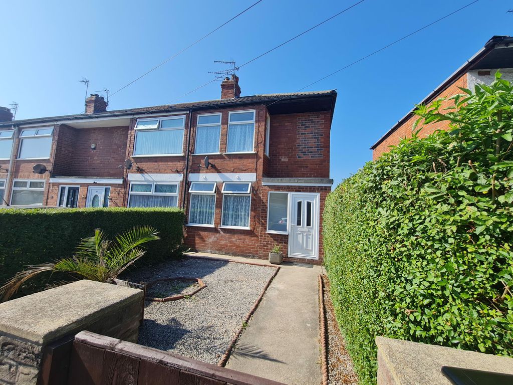 2 bed semidetached house to rent in Kirklands Road, Hull HU5, £625 pcm