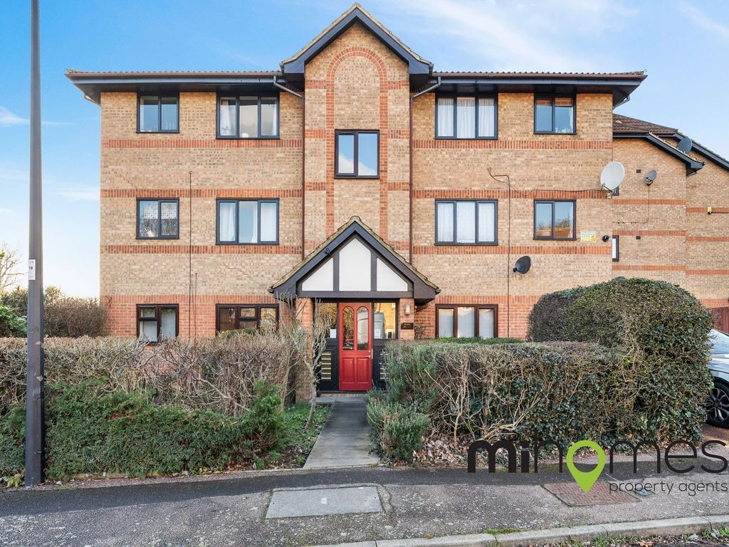 1 bed flat for sale in Dalrymple Close, London N14 Zoopla