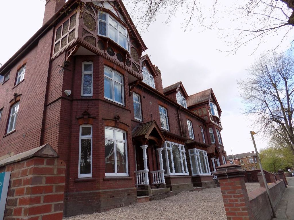 2 bed flat to rent in St. James's Road, Dudley DY1 Zoopla