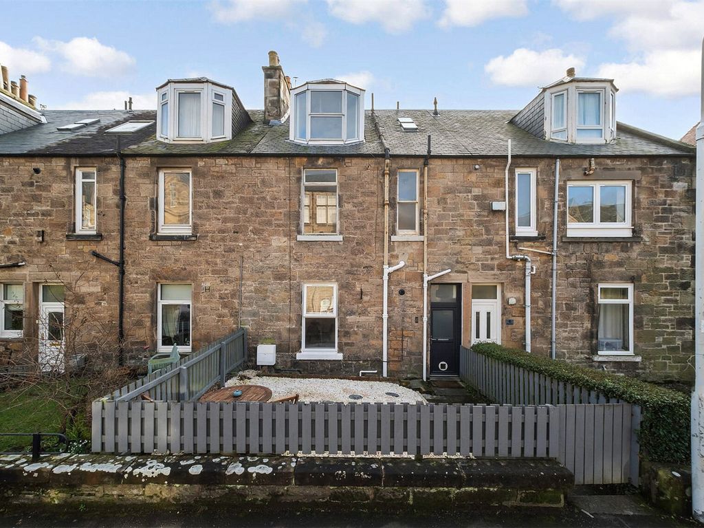 2 bed flat for sale in Ferguson Place, Burntisland KY3, £90,000 Zoopla