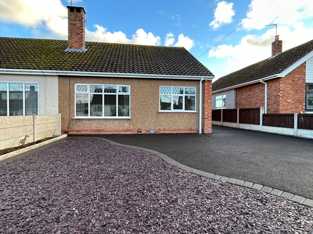 2 bed bungalow for sale in The Broadway, Abergele LL22 Zoopla