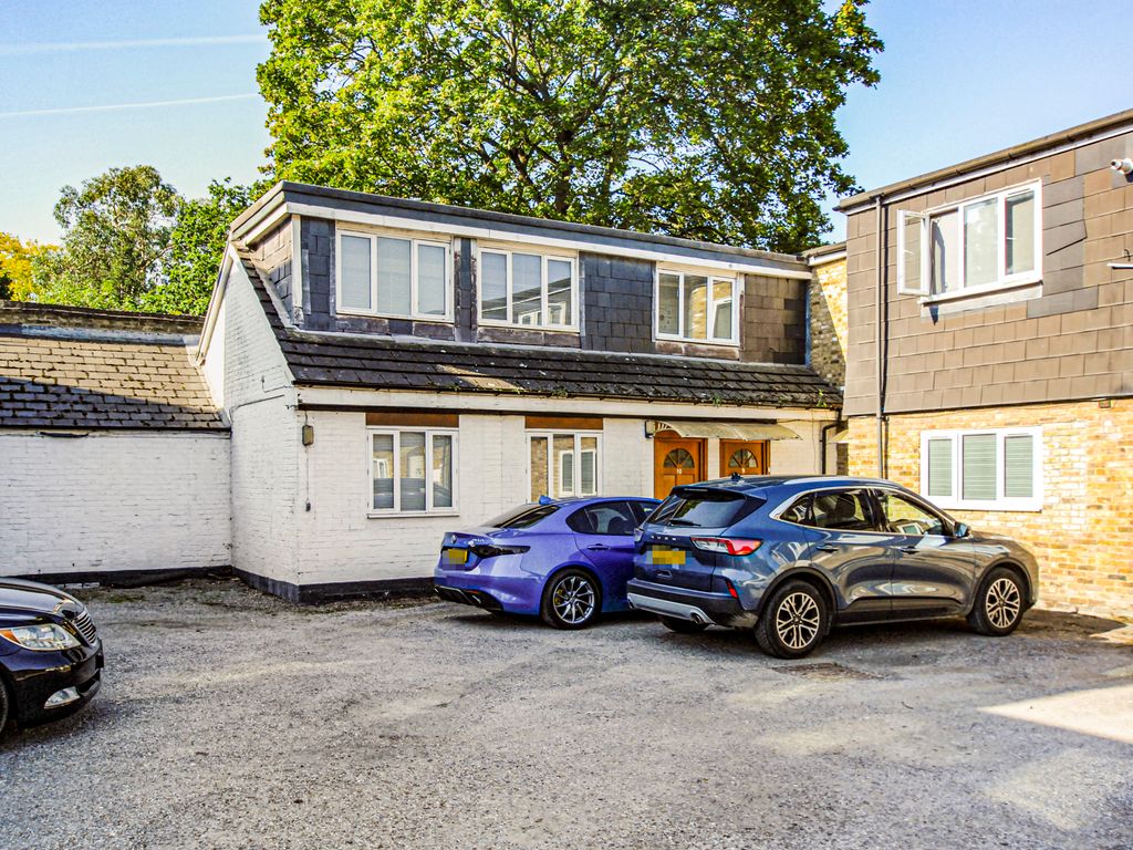 Studio to rent in The Green, West Drayton UB7, £1,150 pcm Zoopla