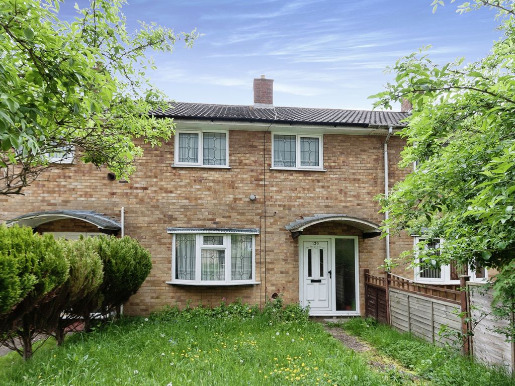 3 bed terraced house for sale in Stag Hill, Basingstoke, Hampshire RG22
